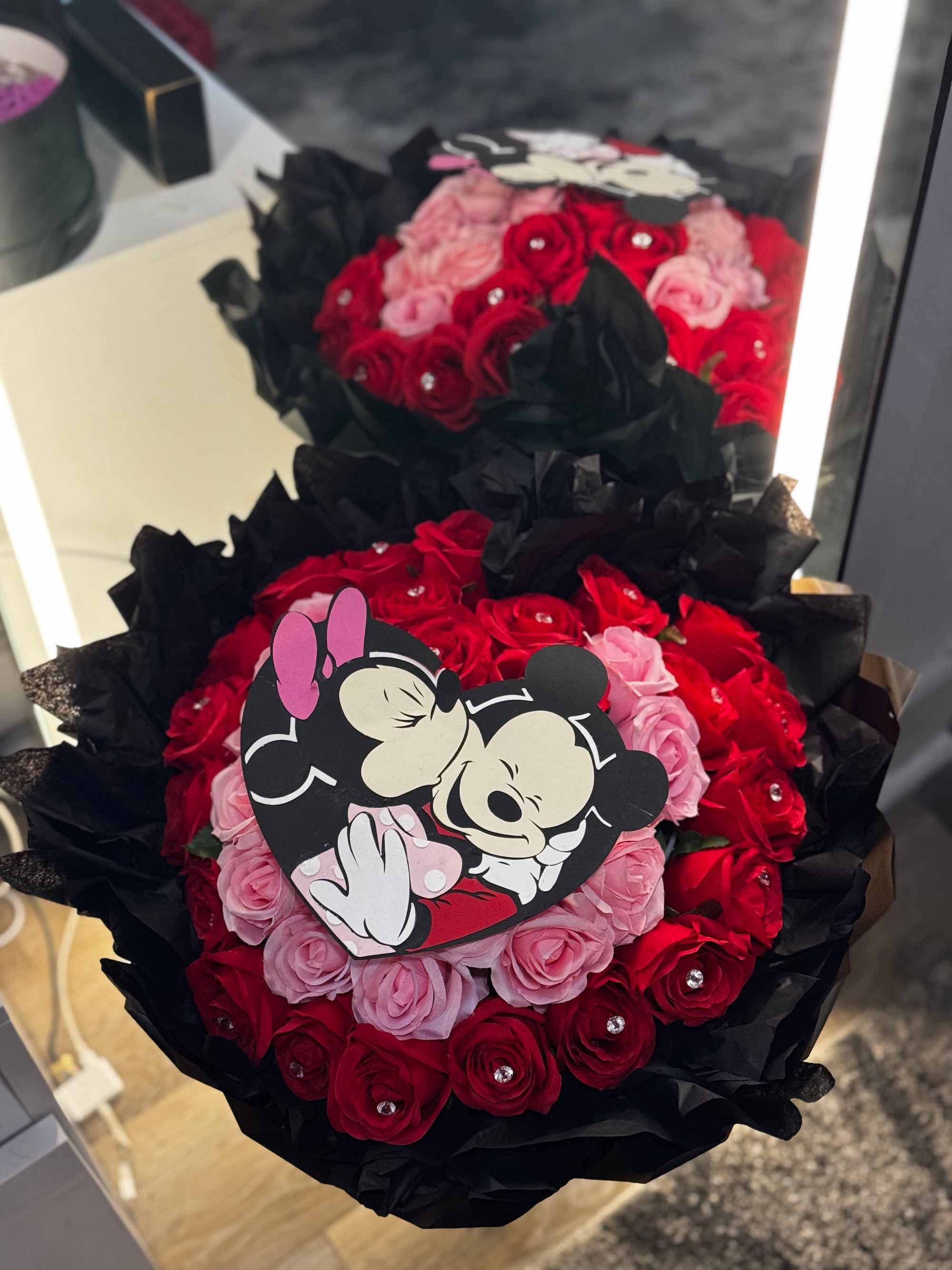 Mickey Love Bouquet  image 2