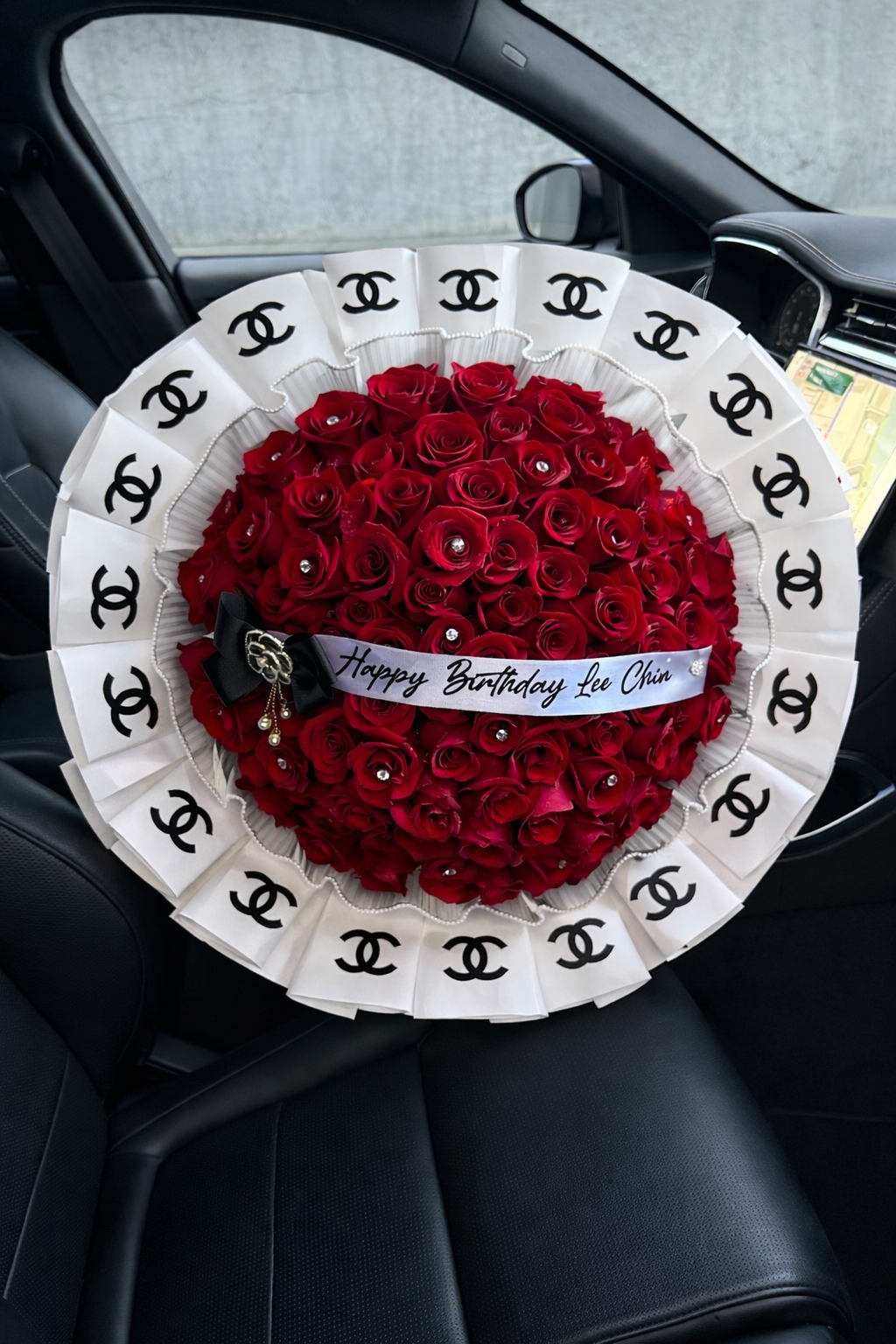 The Rouge Statement Bouquet