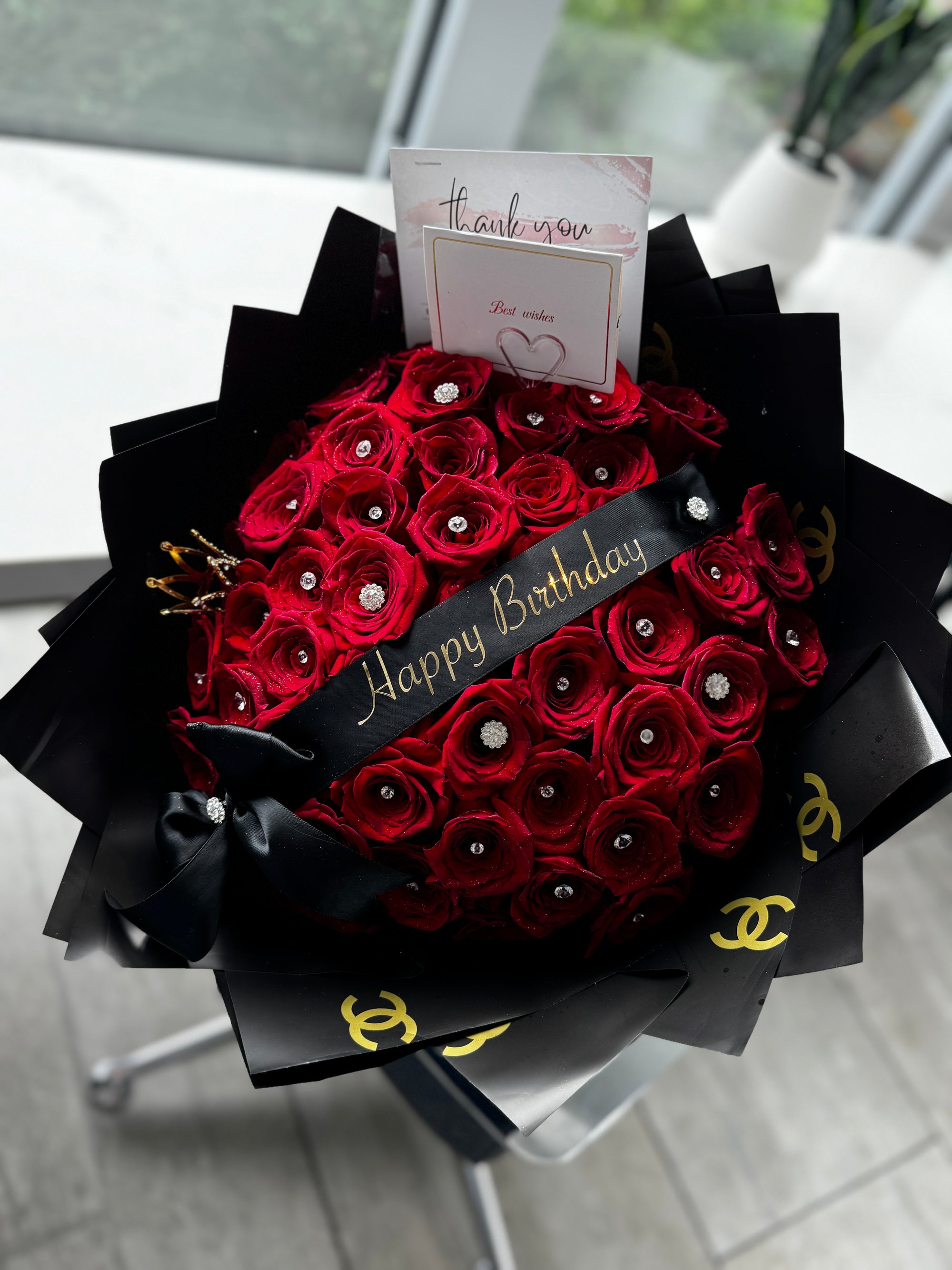 Classic Bouquet W/Gems  image 2